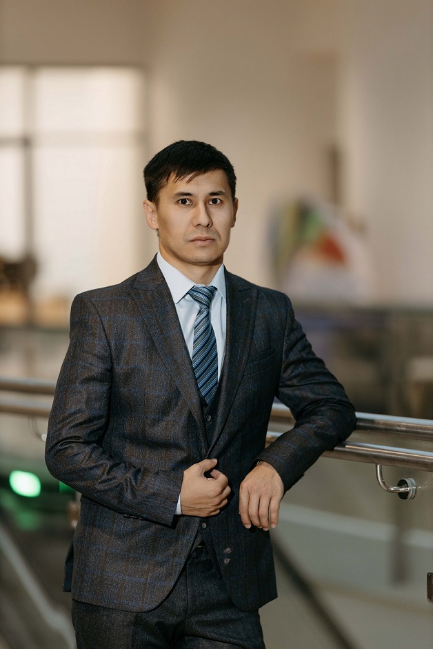 Azerbayev Daulet, master of pedagogical scienes, senior lecturer
